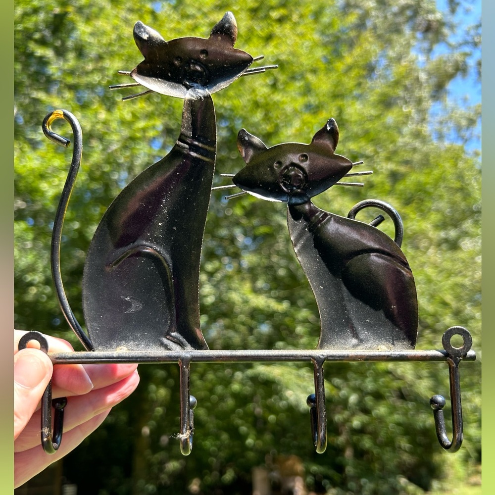 Cat Lover Metal Sculpture Wall Hook Hanger Art Deco 4 Hooks Kitty Feline Decor - Picture 2 of 7